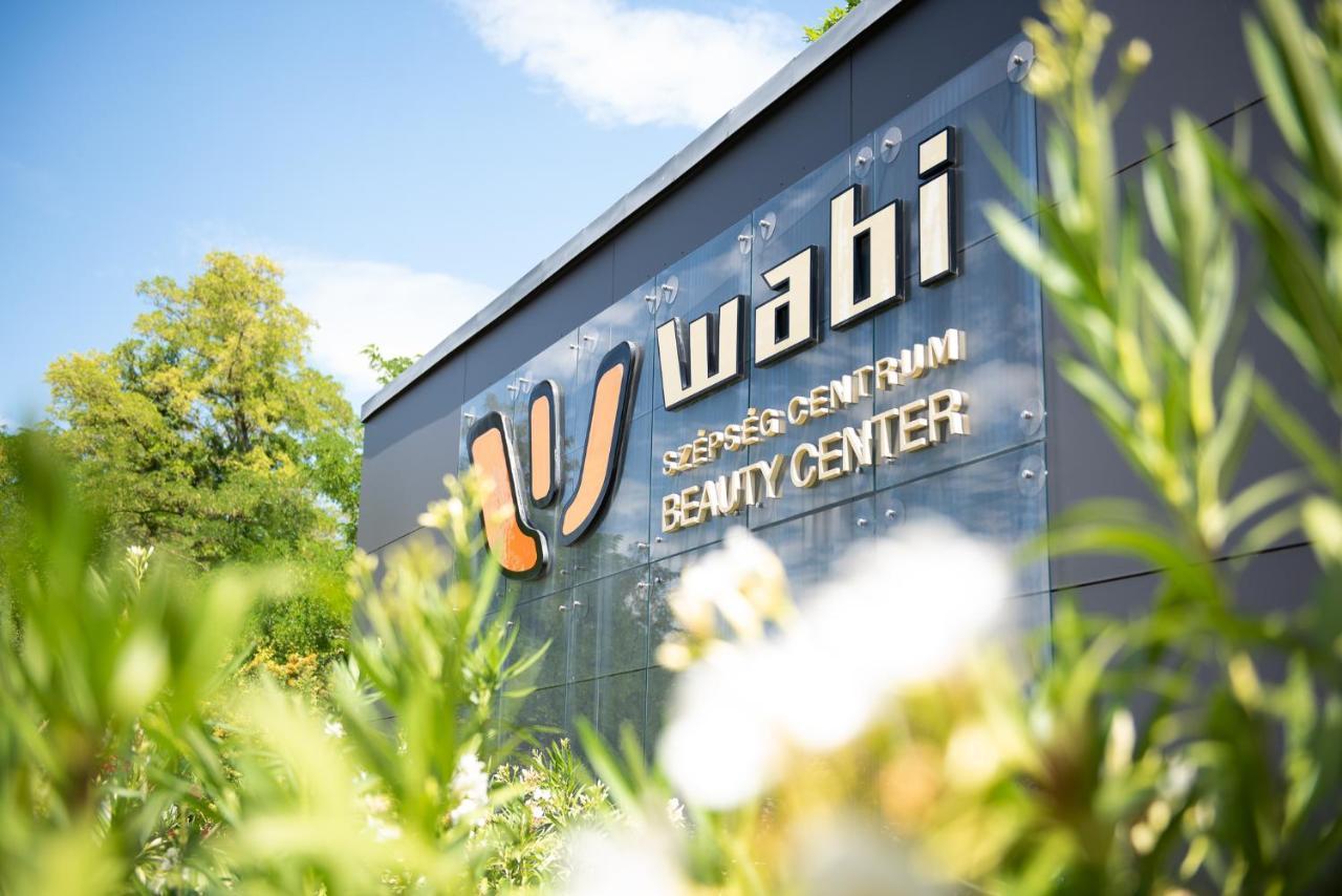 Wabi Hotel - Beauty&Dental Center Sopron Buitenkant foto